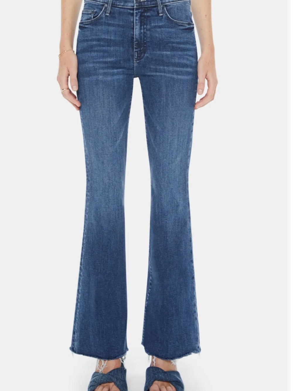 MOTHER Flared Jeans in Medium Blue